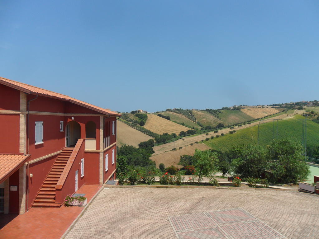 Fattoria Cerreto Hotel มอชาโน ซานตานเจโล ภายนอก รูปภาพ