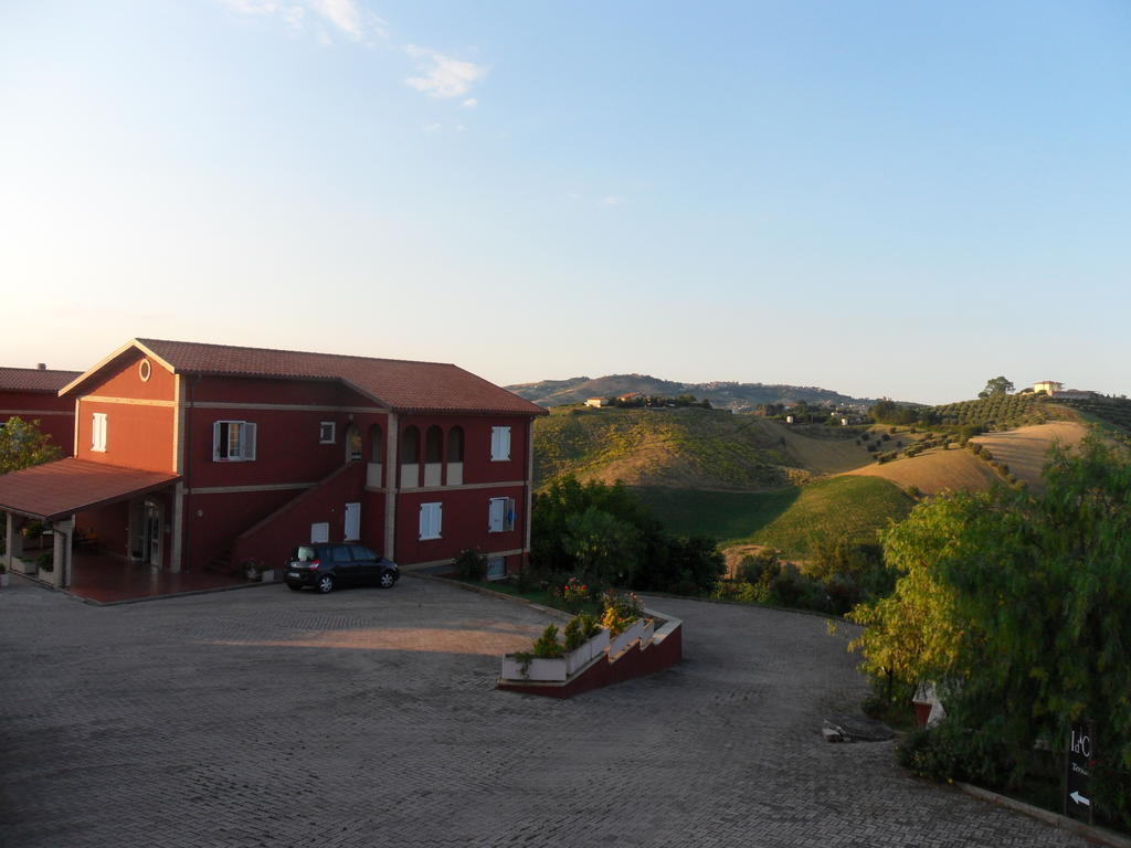 Fattoria Cerreto Hotel มอชาโน ซานตานเจโล ภายนอก รูปภาพ
