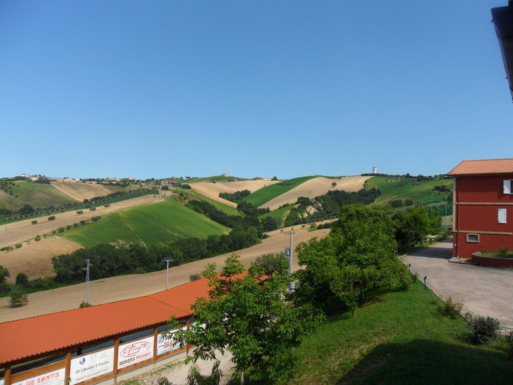 Fattoria Cerreto Hotel มอชาโน ซานตานเจโล ภายนอก รูปภาพ