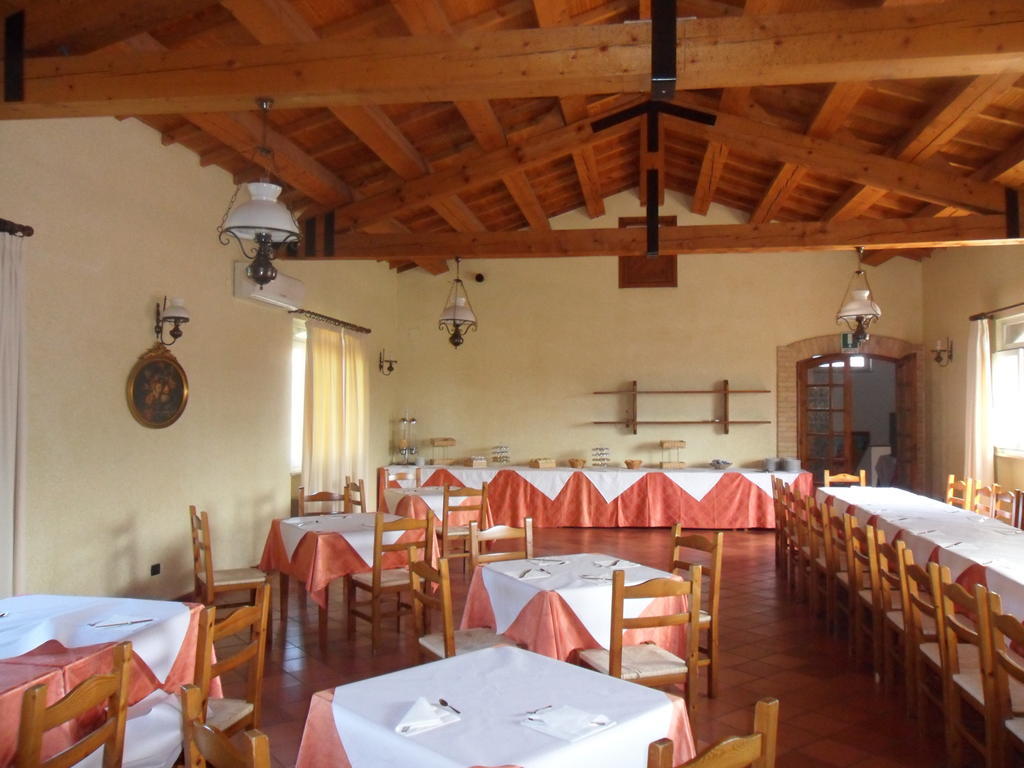Fattoria Cerreto Hotel มอชาโน ซานตานเจโล ภายนอก รูปภาพ